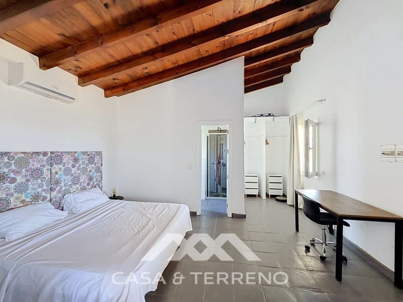 4 quarto Moradia para venda em Velez-Malaga com piscina - 748 000 € (Ref: 9952362)
