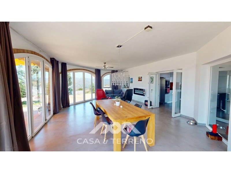 4 quarto Moradia para venda em Velez-Malaga com piscina - 748 000 € (Ref: 9952362)