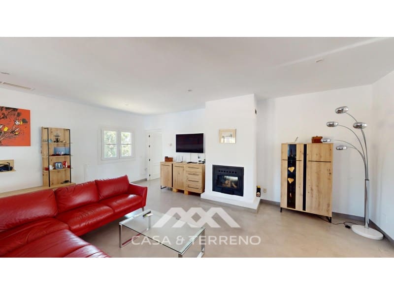 4 quarto Moradia para venda em Velez-Malaga com piscina - 748 000 € (Ref: 9952362)