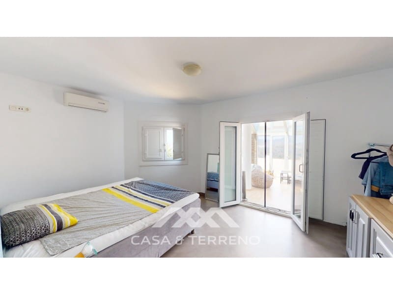 4 quarto Moradia para venda em Velez-Malaga com piscina - 748 000 € (Ref: 9952362)