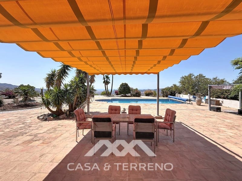 4 quarto Moradia para venda em Velez-Malaga com piscina - 748 000 € (Ref: 9952362)