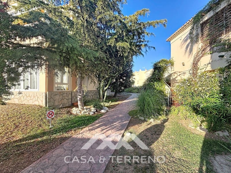 2 slaapkamer Appartement te koop in Torrox Park - € 229.900 (Ref: 9965014)