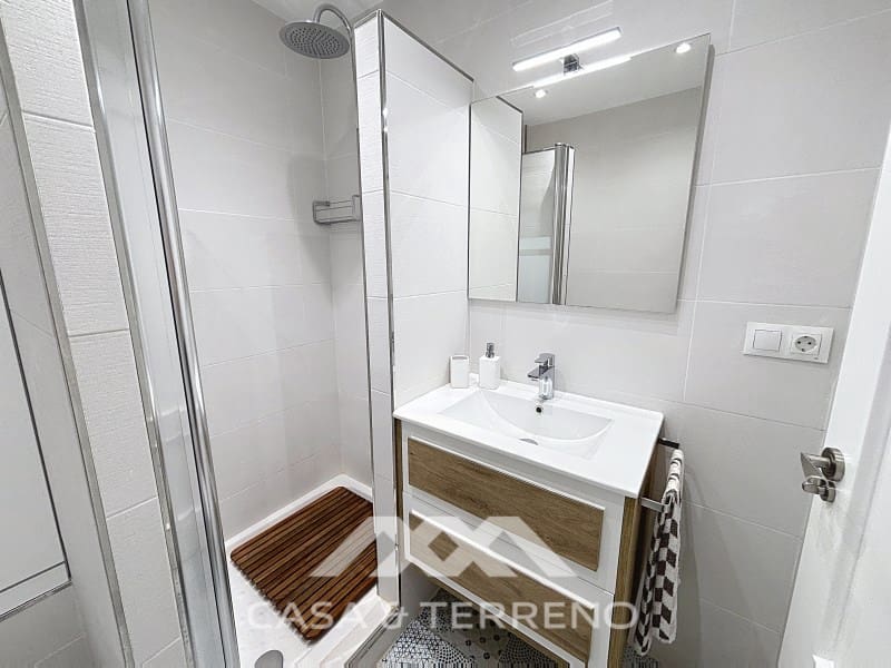 1 bedroom Apartment for sale in Algarrobo Costa - € 290,000 (Ref: 9975053)