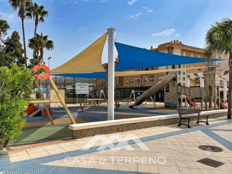 Apartamento de 1 habitación en Algarrobo Costa en venta - 290.000 € (Ref: 9975053)
