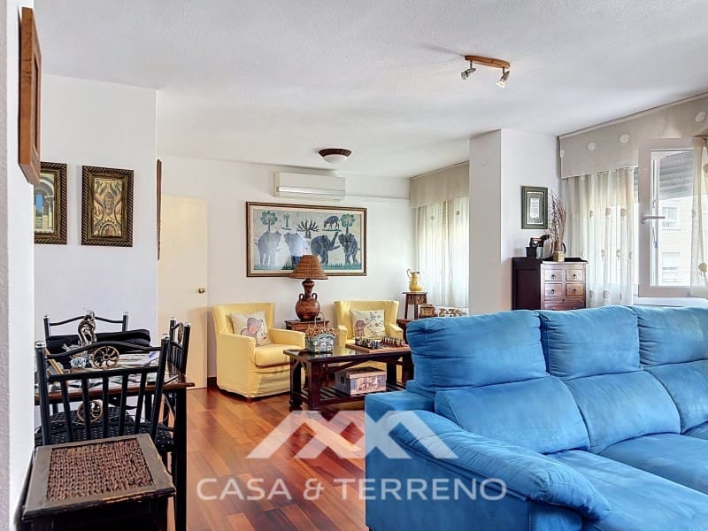 4 soverom Leilighet til salgs i Malaga by med garasje - € 339 000 (Ref: 9977039)