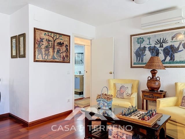 4 soverom Leilighet til salgs i Los Castillejos, Málaga by med garasje - € 339 000 (Ref: 9977039)