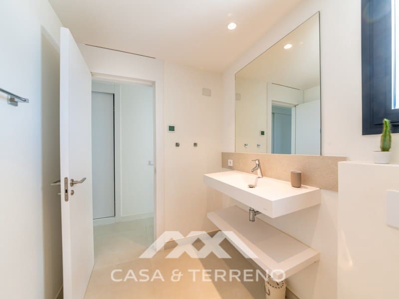3 slaapkamer Penthouse te koop in Fuengirola - € 849.000 (Ref: 9996859)