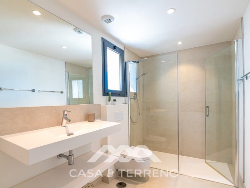 3 slaapkamer Penthouse te koop in Fuengirola - € 849.000 (Ref: 9996859)