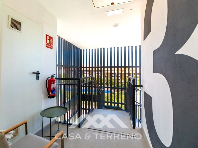 3 slaapkamer Penthouse te koop in Fuengirola - € 849.000 (Ref: 9996859)