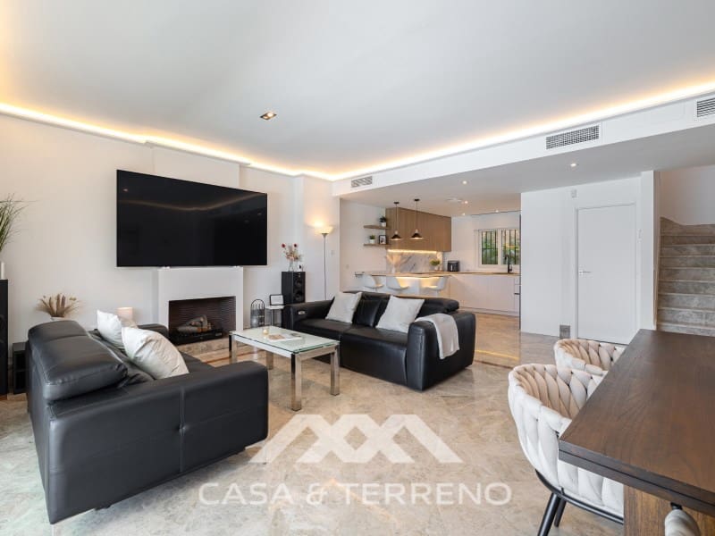 Chalet de 4 habitaciones en Marbella en venta con piscina garaje - 1.485.000 € (Ref: 9996860)