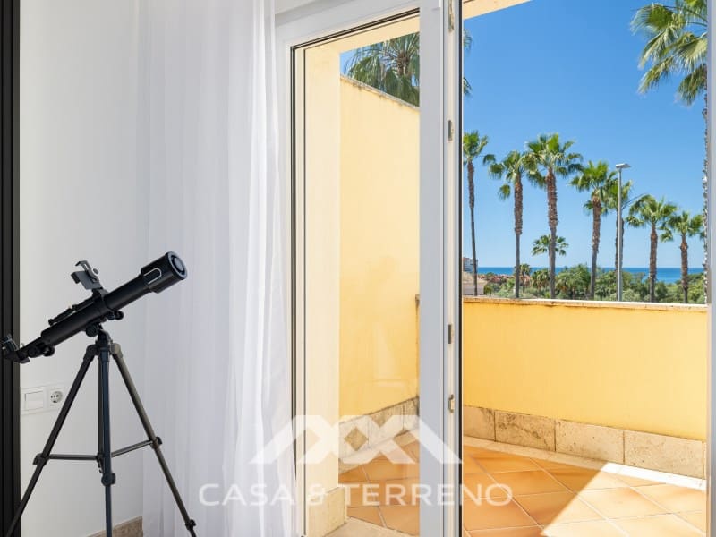 Chalet de 4 habitaciones en Marbella en venta con piscina garaje - 1.485.000 € (Ref: 9996860)