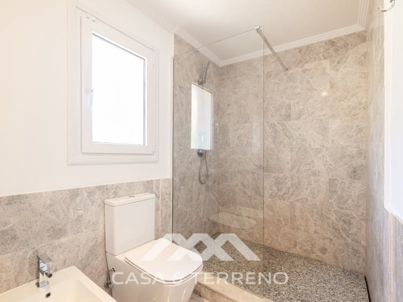 Chalet de 4 habitaciones en Marbella en venta con piscina garaje - 1.485.000 € (Ref: 9996860)