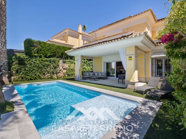 Chalet de 4 habitaciones en Santa Clara, Marbella en venta con piscina garaje - 1.485.000 € (Ref: 9996860)