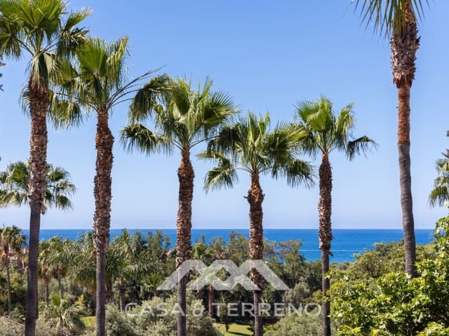 Chalet de 4 habitaciones en Santa Clara, Marbella en venta con piscina garaje - 1.485.000 € (Ref: 9996860)