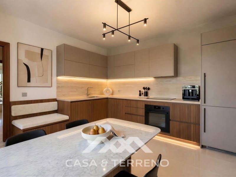5 makuuhuone Huvila myytävänä paikassa Nueva Andalucia mukana uima-altaan - 1 395 000 € (Ref: 9996861)