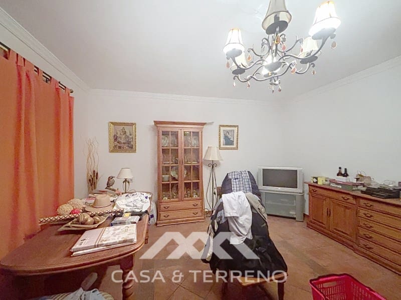 8 makuuhuone Huvila myytävänä paikassa El Burgo - 400 000 € (Ref: 9996862)