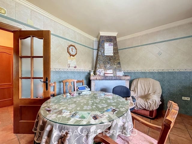 8 makuuhuone Huvila myytävänä paikassa El Burgo - 400 000 € (Ref: 9996862)