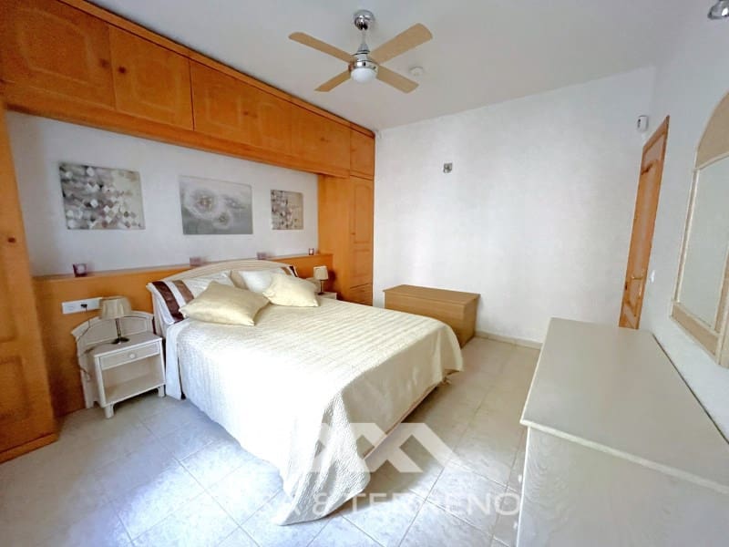 Chalet de 4 habitaciones en Arenas en venta con piscina - 699.999 € (Ref: 9999579)