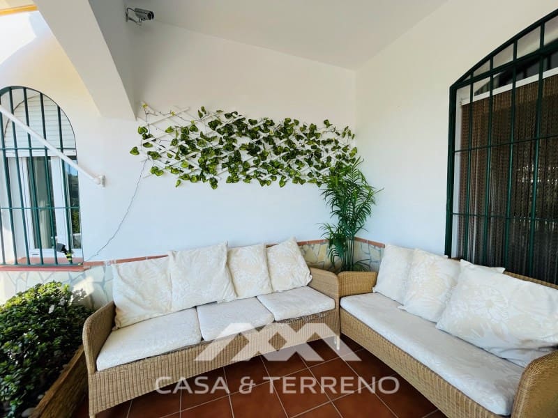 Chalet de 4 habitaciones en Arenas en venta con piscina - 699.999 € (Ref: 9999579)