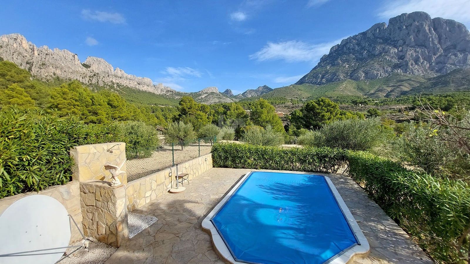 3 soveværelse Finca/Landehus til salg i Finestrat med swimmingpool garage - € 849.000 (Ref: 10014274)