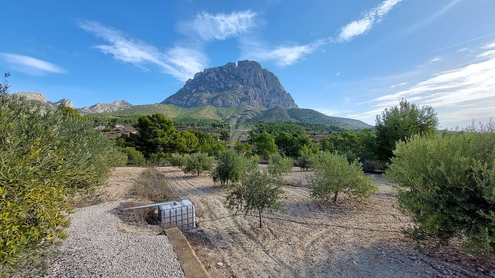 3 soveværelse Finca/Landehus til salg i Finestrat med swimmingpool garage - € 849.000 (Ref: 10014274)