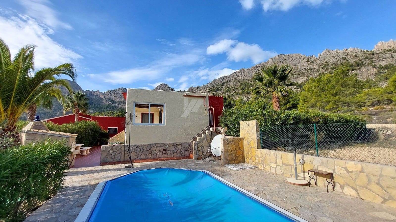3 soveværelse Finca/Landehus til salg i Finestrat med swimmingpool garage - € 849.000 (Ref: 10014274)