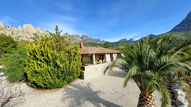 3 soveværelse Finca/Landehus til salg i Finestrat Pueblo, Finestrat med swimmingpool garage - € 849.000 (Ref: 10014274)