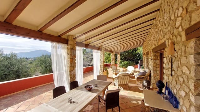 3 bedroom Finca/Country House for sale in Finestrat Pueblo, Finestrat with pool garage - € 849,000 (Ref: 10014274)