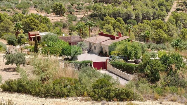 3 bedroom Finca/Country House for sale in Finestrat Pueblo, Finestrat with pool garage - € 849,000 (Ref: 10014274)