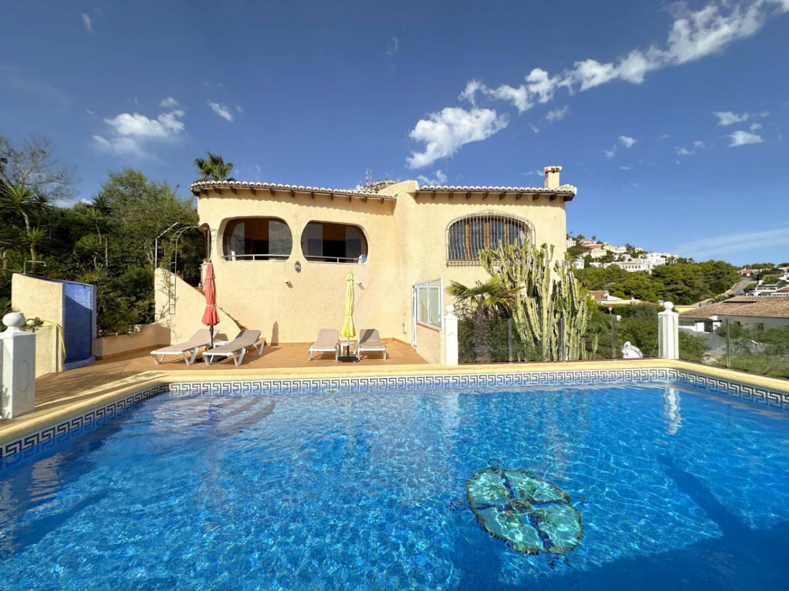 3 sovrum Villa till salu i Cumbre del Sol med pool garage - 720 000 € (Ref: 10035648)
