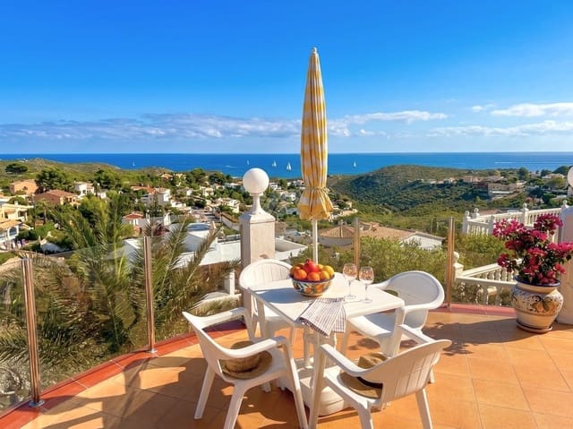 3 quarto Moradia para venda em Cumbre del Sol, Benitachell / Benitatxell com piscina garagem - 720 000 € (Ref: 10035648)