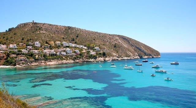 Bauplatz zu verkaufen in Teulada Pueblo, Teulada-Moraira - 294.000 € (Ref: 10035725)