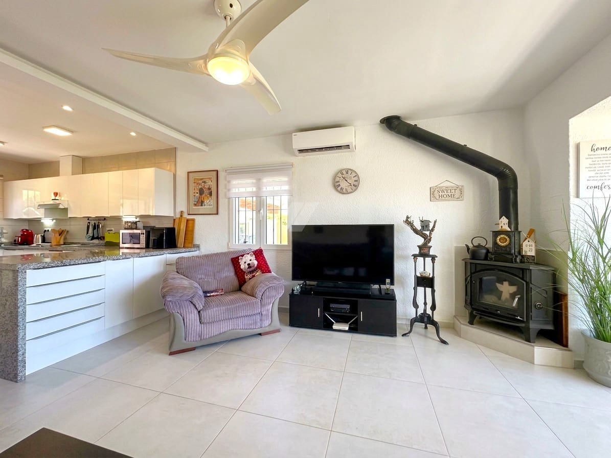 3 quarto Moradia Geminada para venda em Moraira com piscina garagem - 499 000 € (Ref: 10082016)