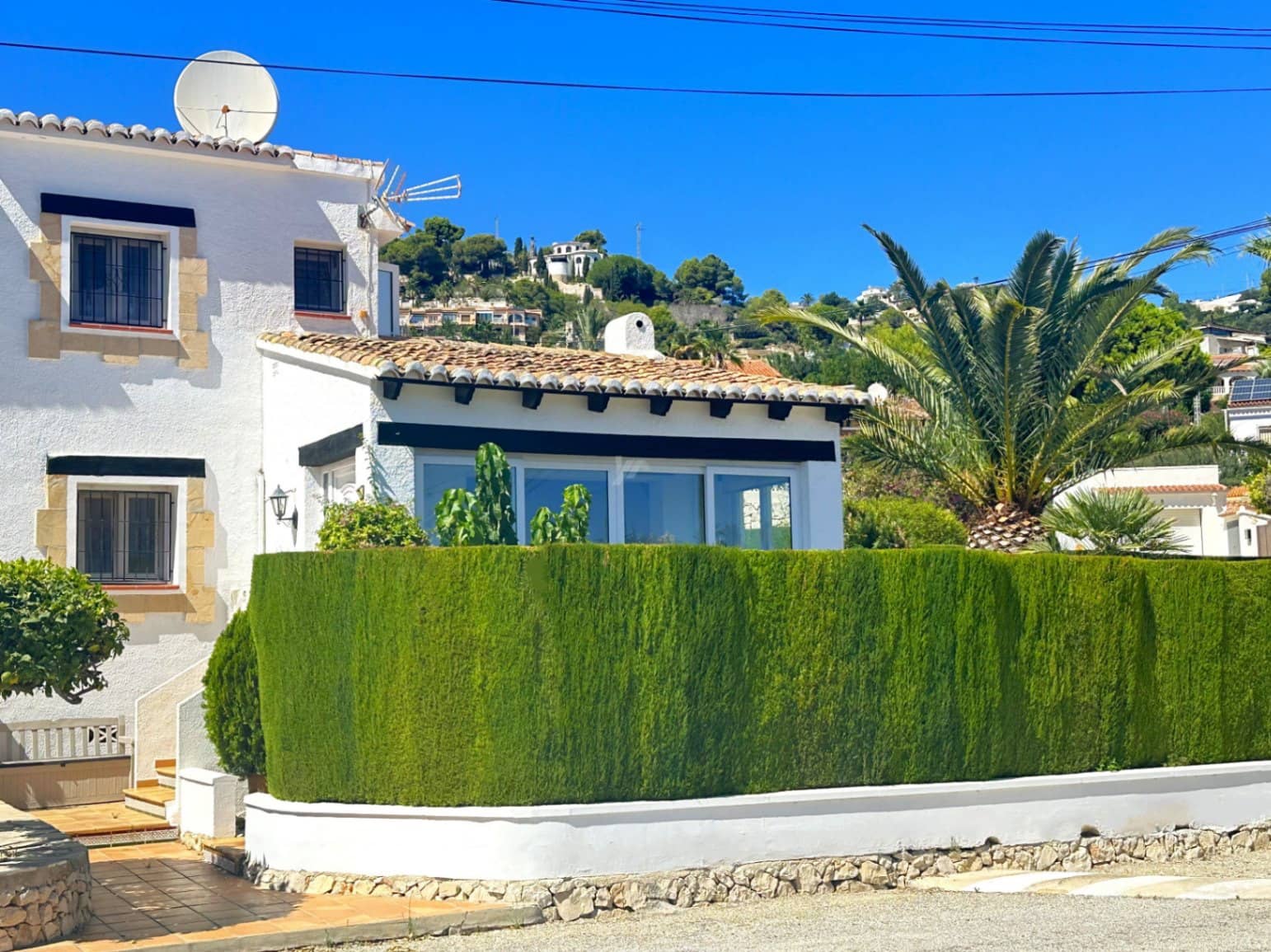 3 quarto Moradia Geminada para venda em Moraira com piscina garagem - 499 000 € (Ref: 10082016)