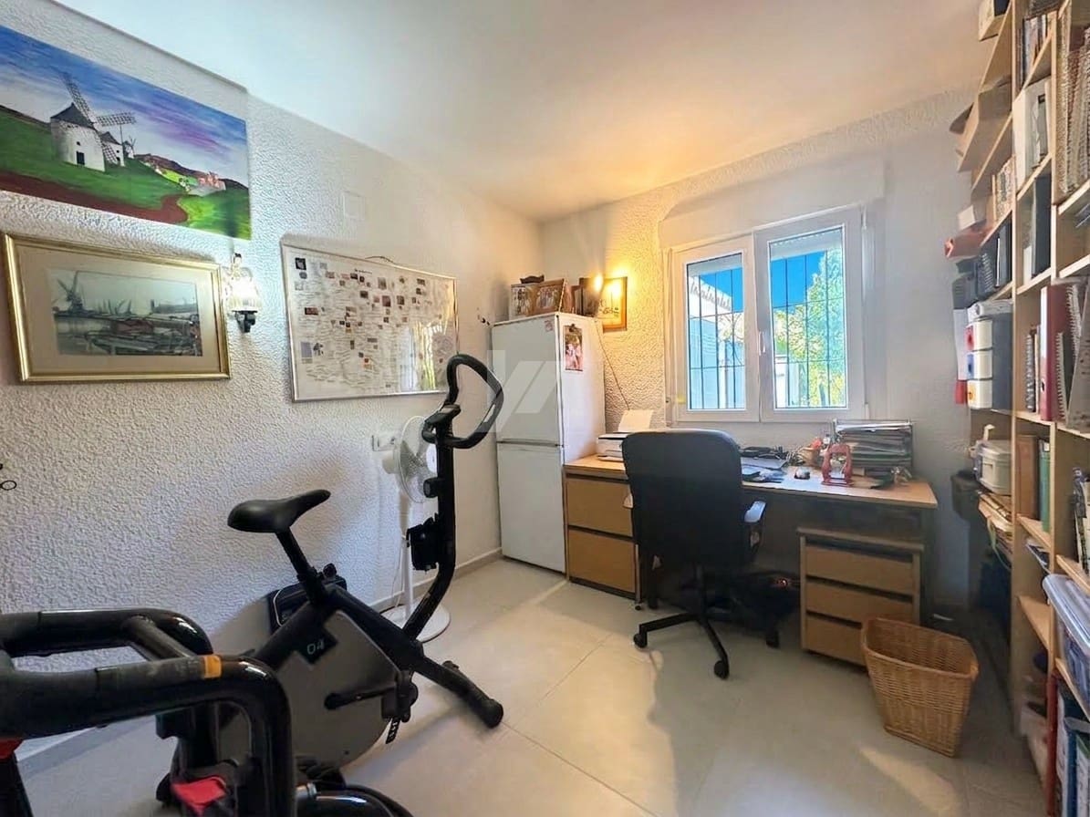 3 quarto Moradia Geminada para venda em Moraira com piscina garagem - 499 000 € (Ref: 10082016)