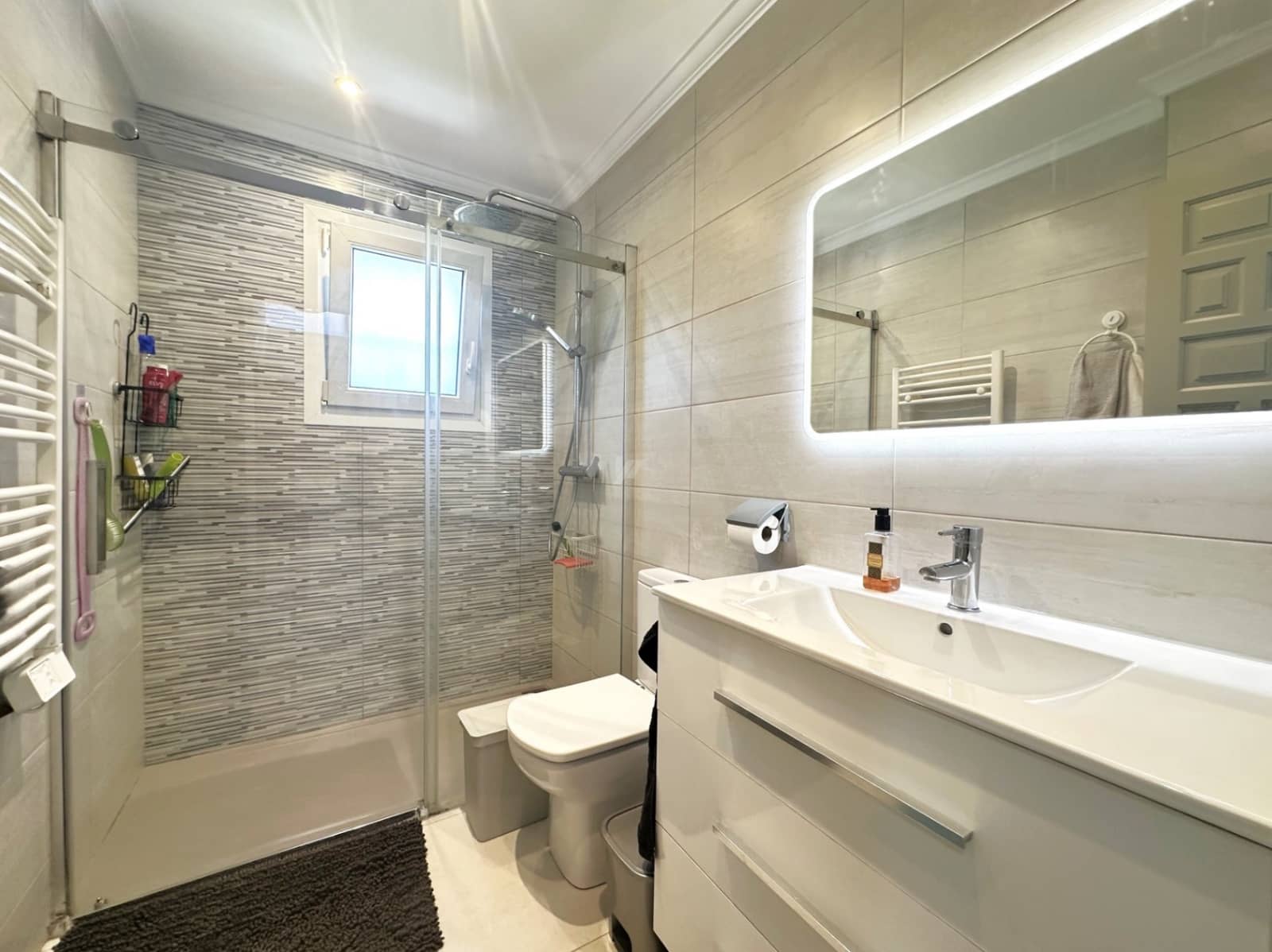 3 quarto Moradia Geminada para venda em Moraira com piscina garagem - 499 000 € (Ref: 10082016)