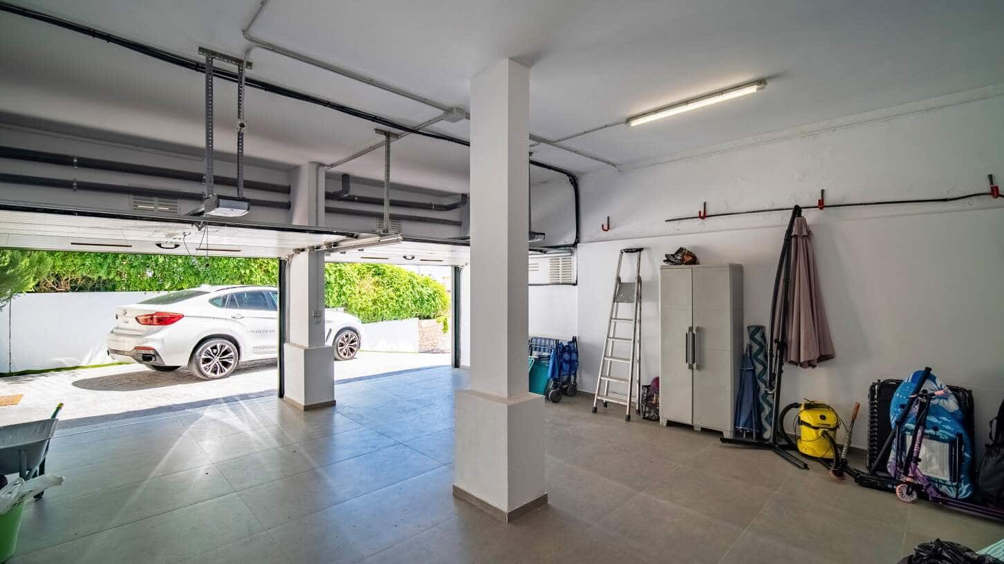 4 makuuhuone Huvila myytävänä paikassa Calpe / Calp mukana uima-altaan 
autotalli - 1 495 000 € (Ref: 10086794)