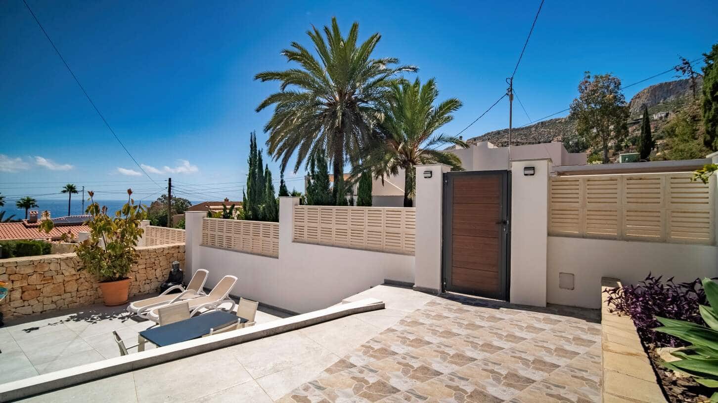 4 makuuhuone Huvila myytävänä paikassa Calpe / Calp mukana uima-altaan 
autotalli - 1 495 000 € (Ref: 10086794)