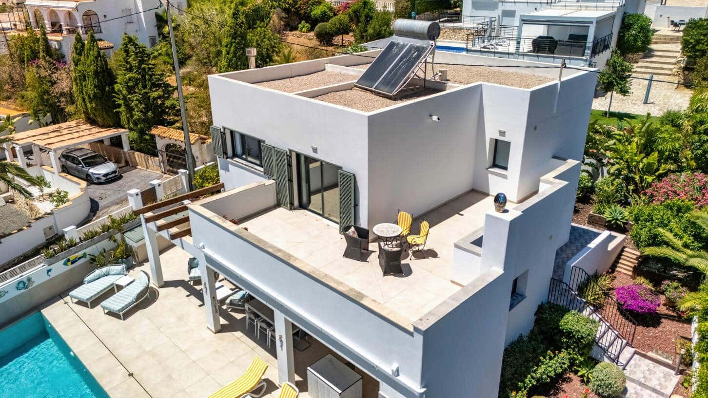 4 makuuhuone Huvila myytävänä paikassa Calpe / Calp mukana uima-altaan 
autotalli - 1 495 000 € (Ref: 10086794)
