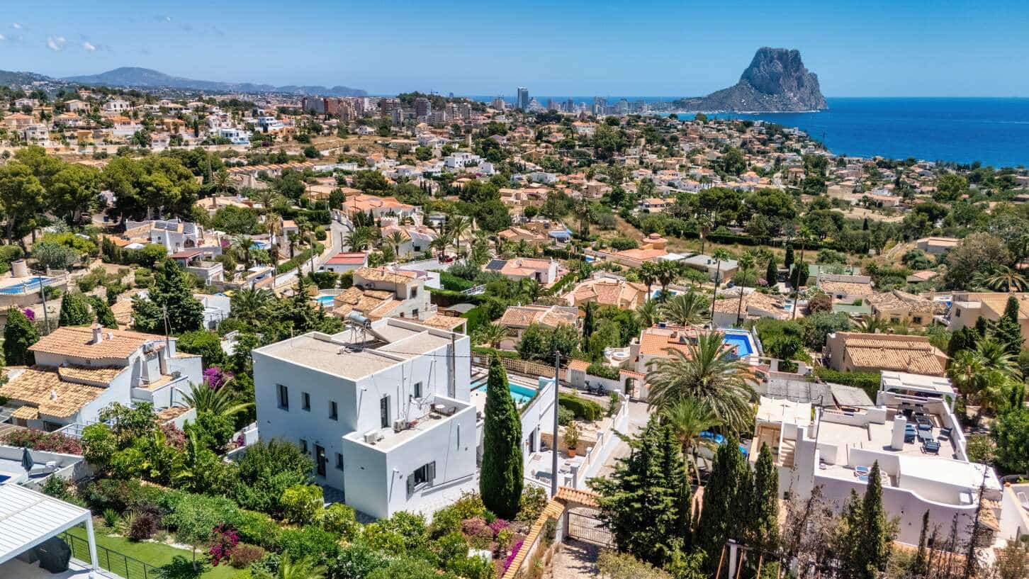 4 makuuhuone Huvila myytävänä paikassa Calpe / Calp mukana uima-altaan 
autotalli - 1 495 000 € (Ref: 10086794)