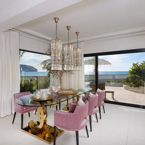 5 sypialnia Willa na sprzedaż w Moraira, Teulada-Moraira z basenem garażem - 5 800 000 € (Ref: 10086805)