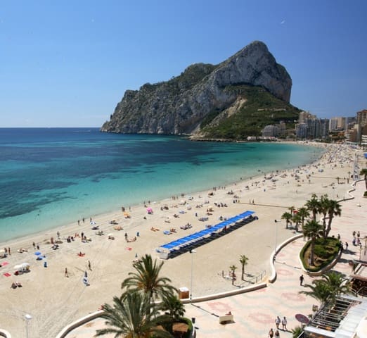 3 soverom Villa til salgs i Calpe / Calp med svømmebasseng garasje - € 1 135 000 (Ref: 10086807)