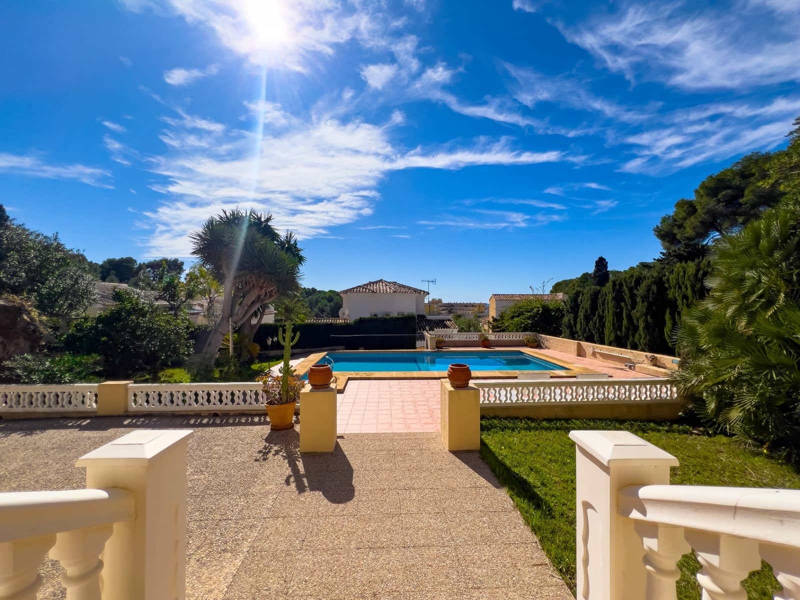 Chalet de 2 habitaciones en Moraira en venta con piscina garaje - 1.425.000 € (Ref: 10086814)