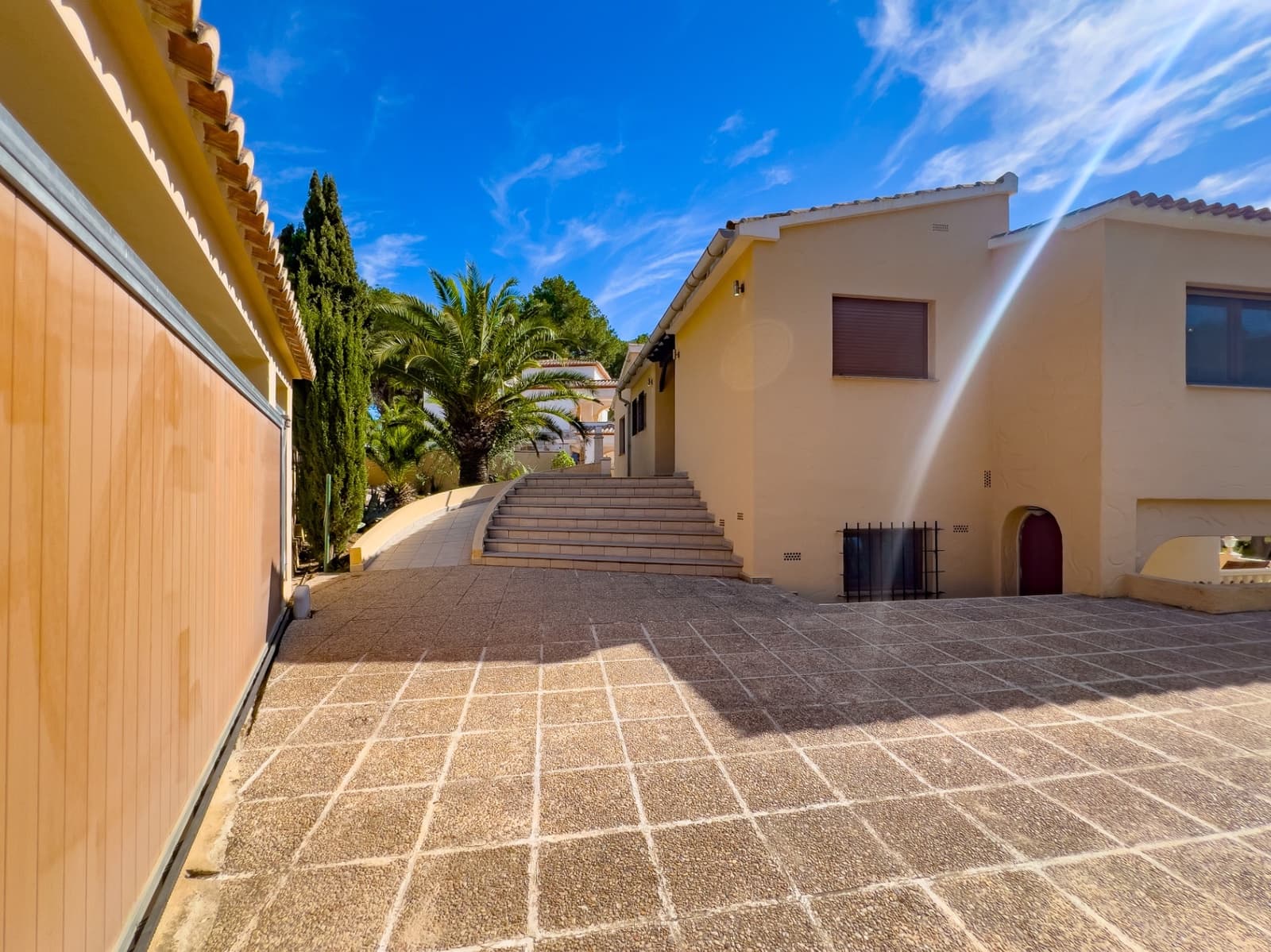 Chalet de 2 habitaciones en Moraira en venta con piscina garaje - 1.425.000 € (Ref: 10086814)