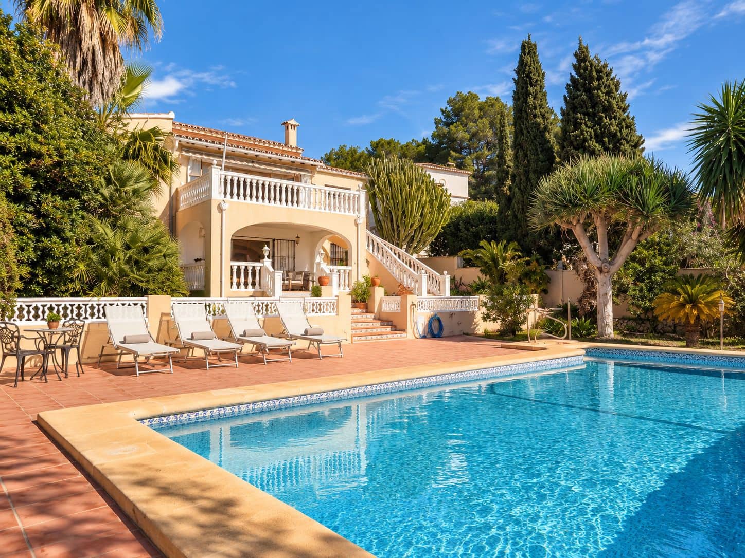 Chalet de 2 habitaciones en Moraira en venta con piscina garaje - 1.425.000 € (Ref: 10086814)