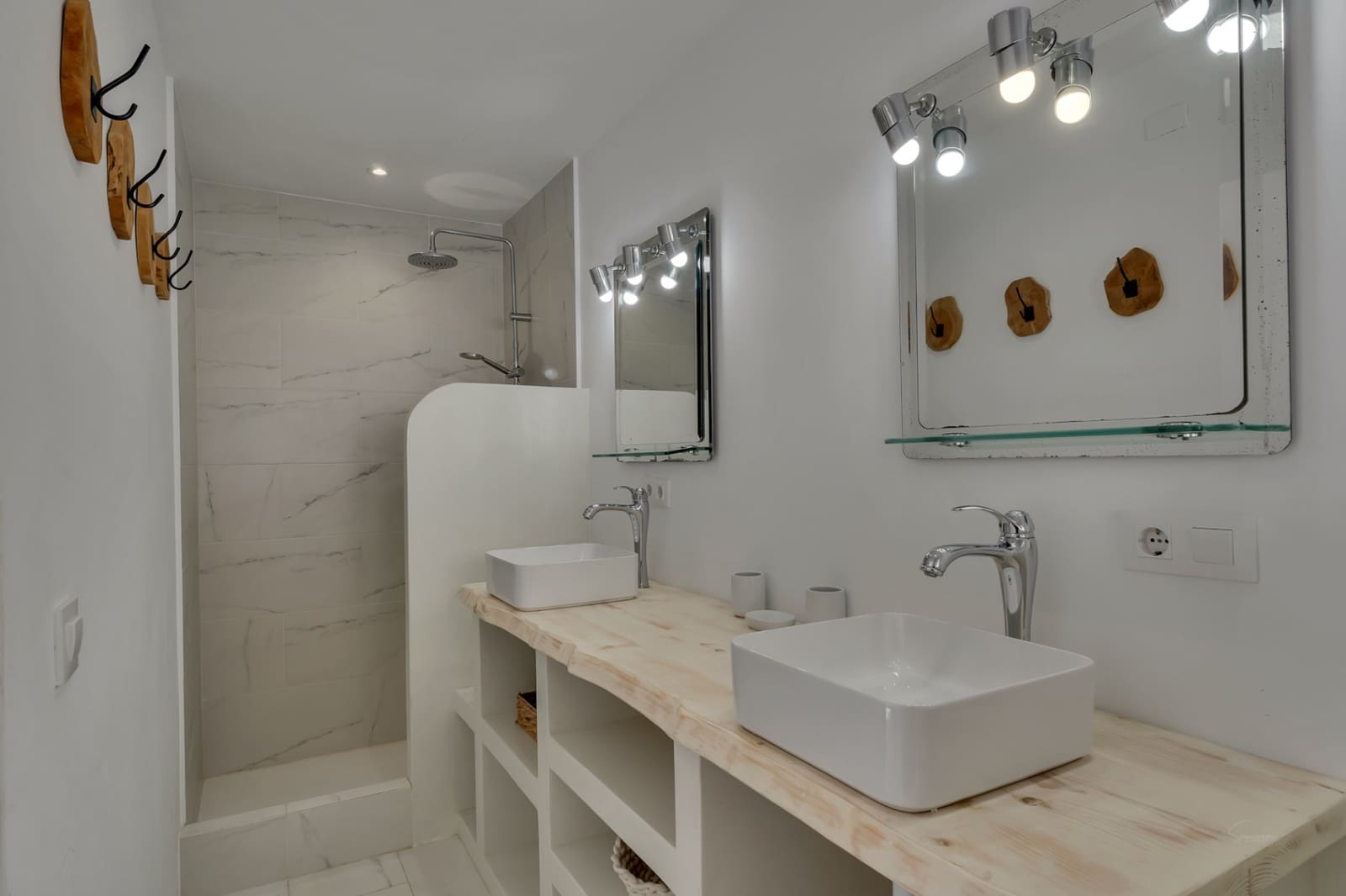 5 sovrum Villa till salu i Moraira med pool garage - 1 099 000 € (Ref: 10086821)