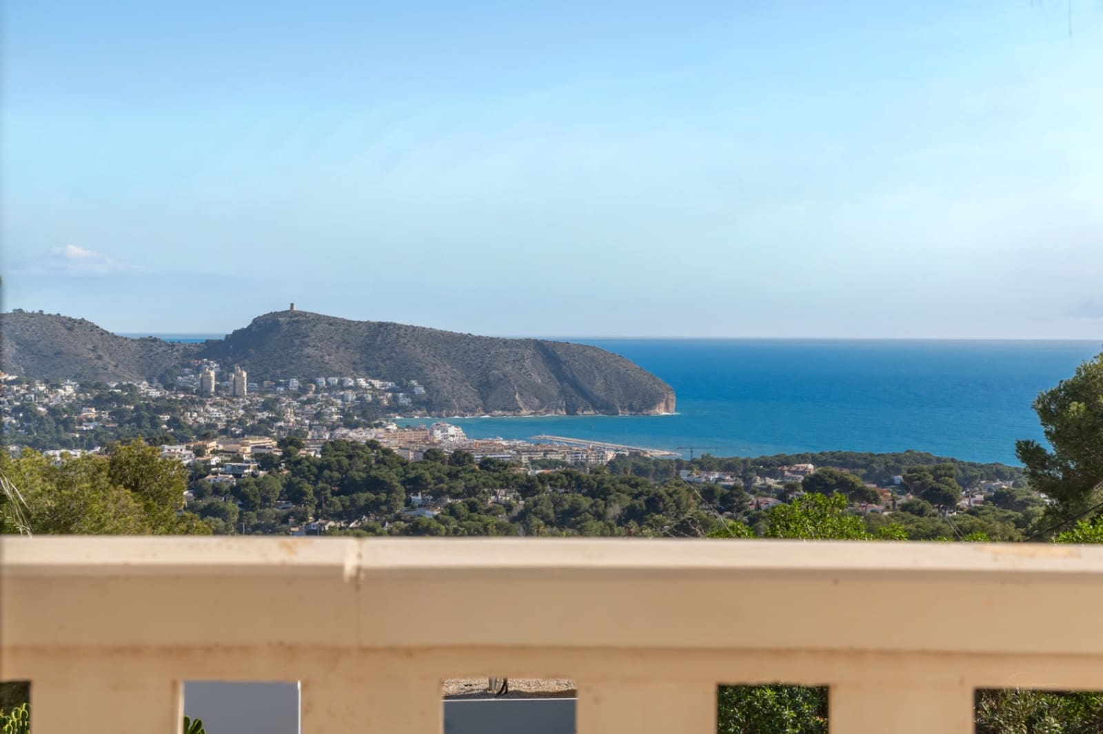 5 sovrum Villa till salu i Moraira med pool garage - 1 099 000 € (Ref: 10086821)