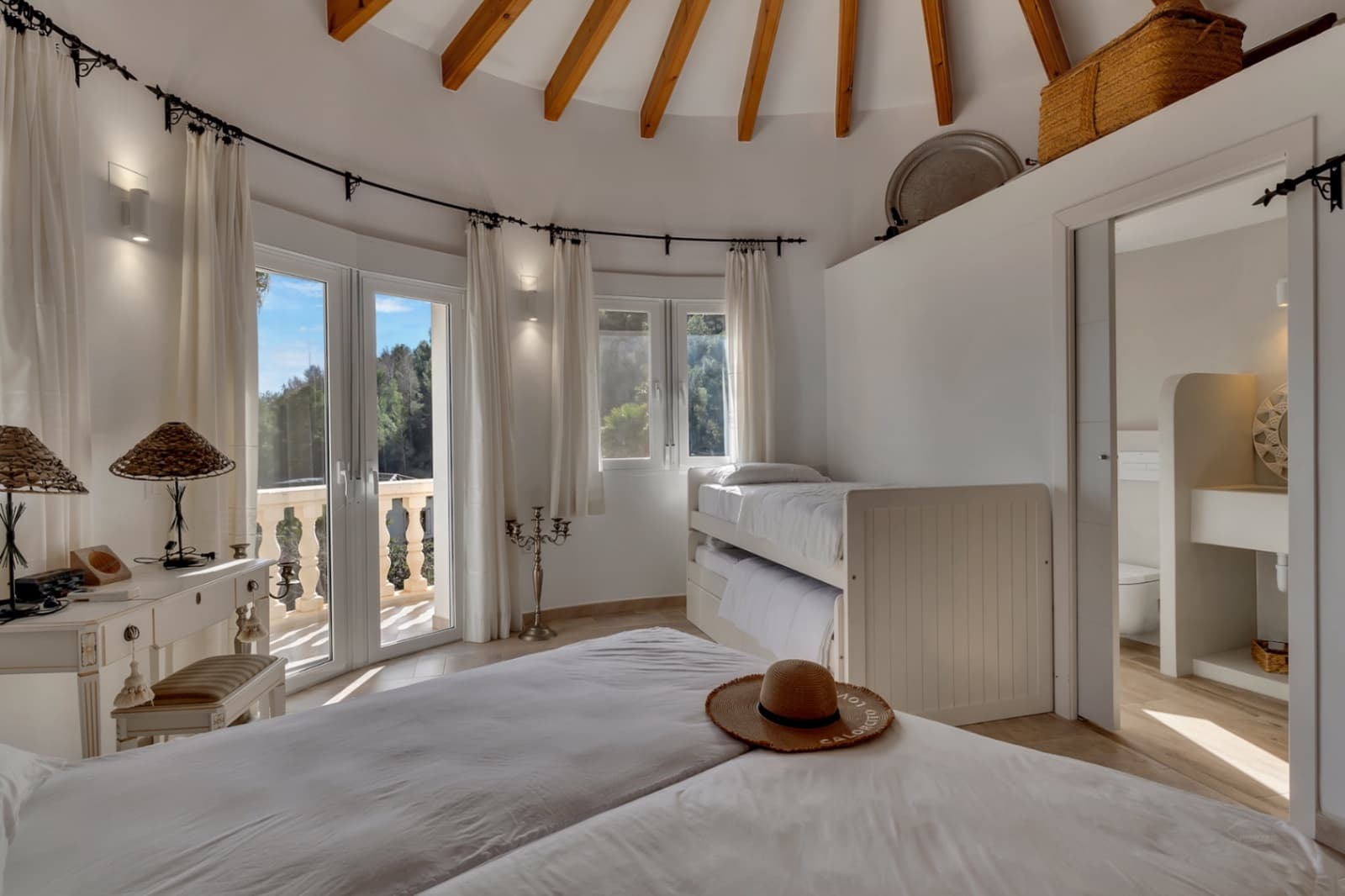 5 sovrum Villa till salu i Moraira med pool garage - 1 099 000 € (Ref: 10086821)