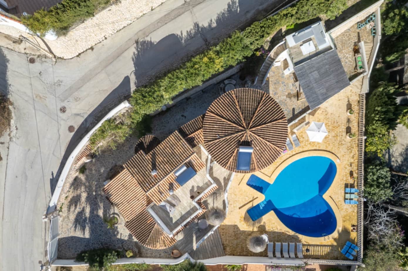 5 sovrum Villa till salu i Moraira med pool garage - 1 099 000 € (Ref: 10086821)