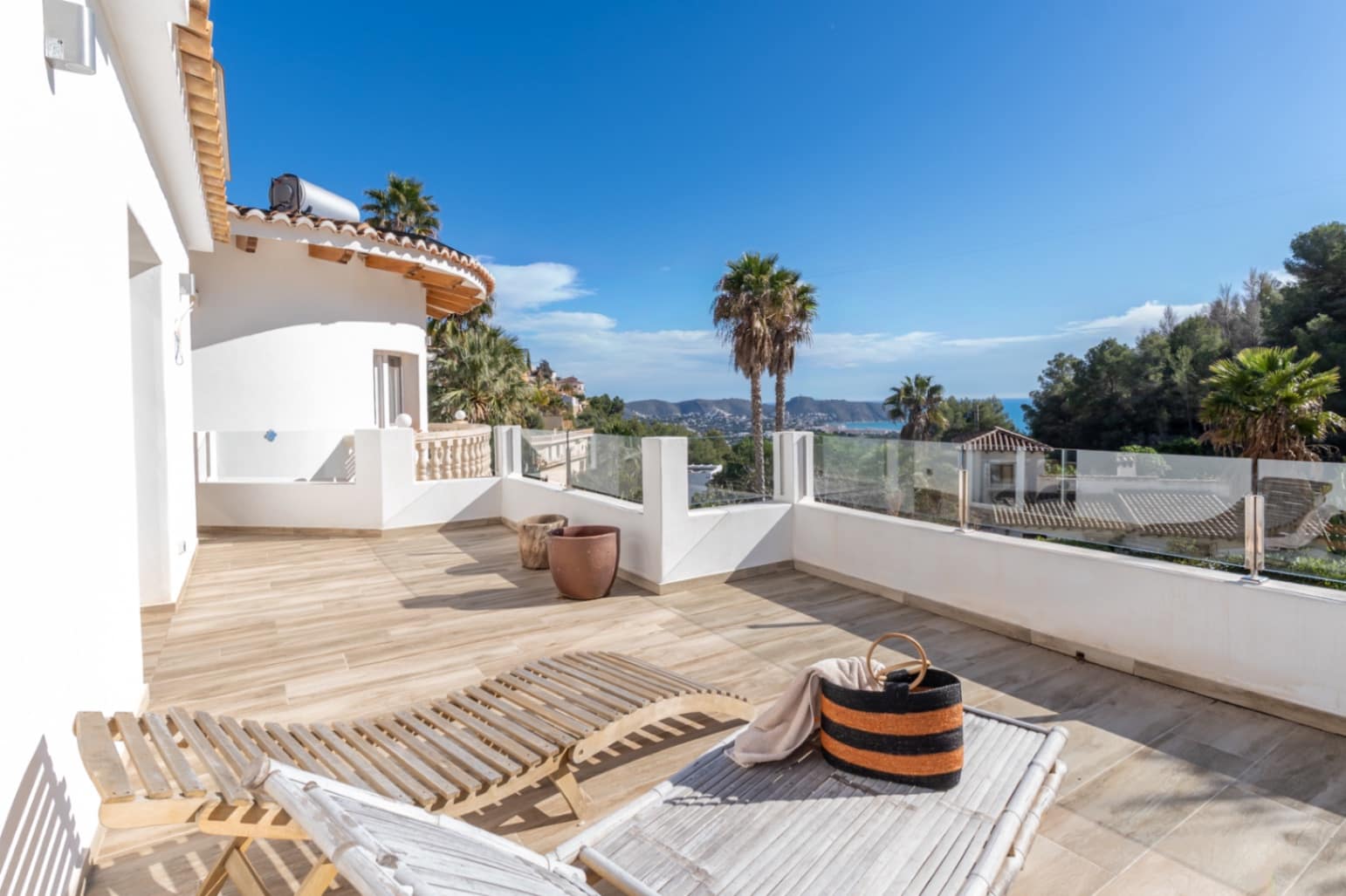 5 sovrum Villa till salu i Moraira med pool garage - 1 099 000 € (Ref: 10086821)